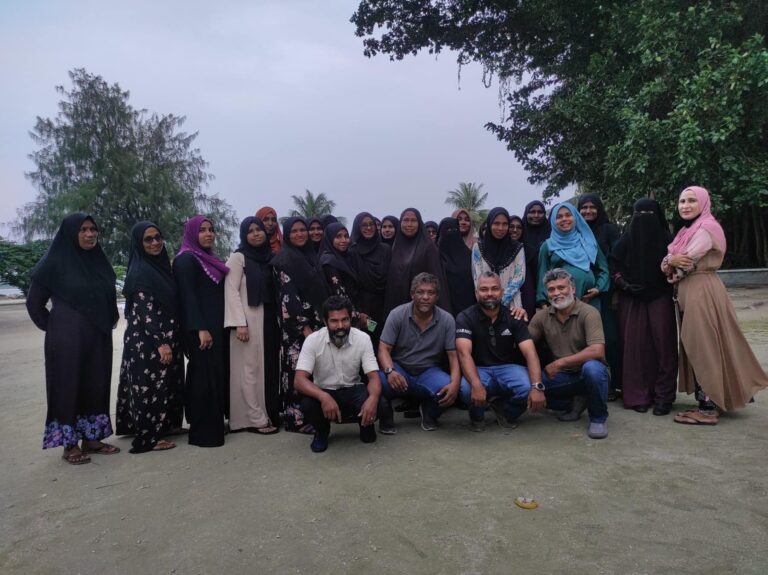 ގޭތެރޭގައި ގެންގުޅޭ ކަރަންޓް ސާމާނު ބޭނުންކުރުމަށް އަންހެންބޭފުޅުން އަހުލުވެރި ކުރުވުމުގެ ޕްރޮގްރާމް